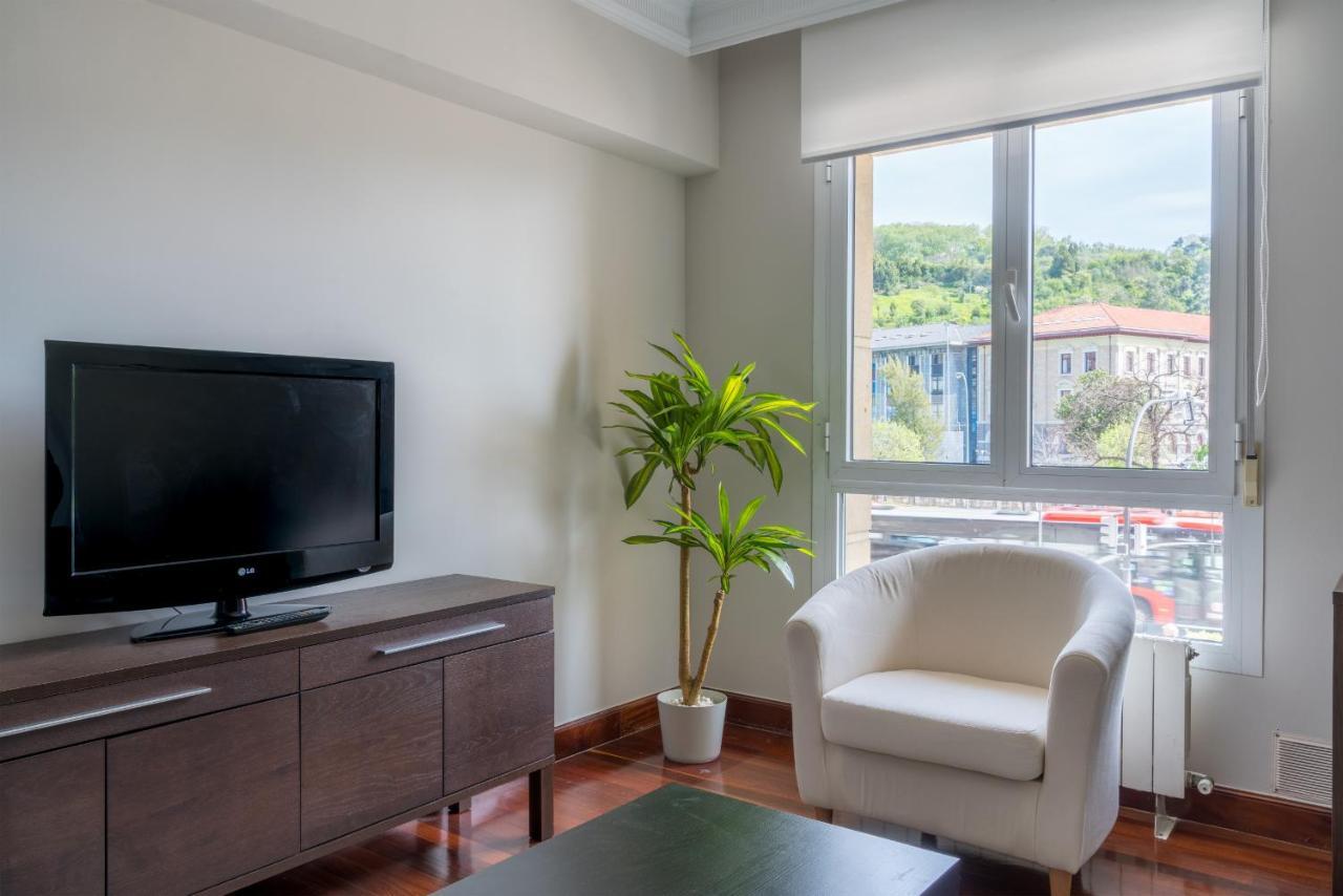 בילבאו Zubia Apartment By People Rentals מראה חיצוני תמונה